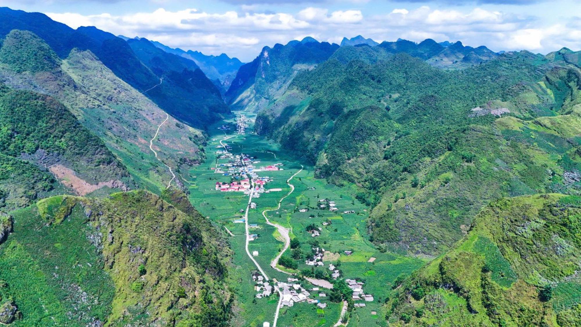 Thuy Anh Hotel Ha Giang Εξωτερικό φωτογραφία