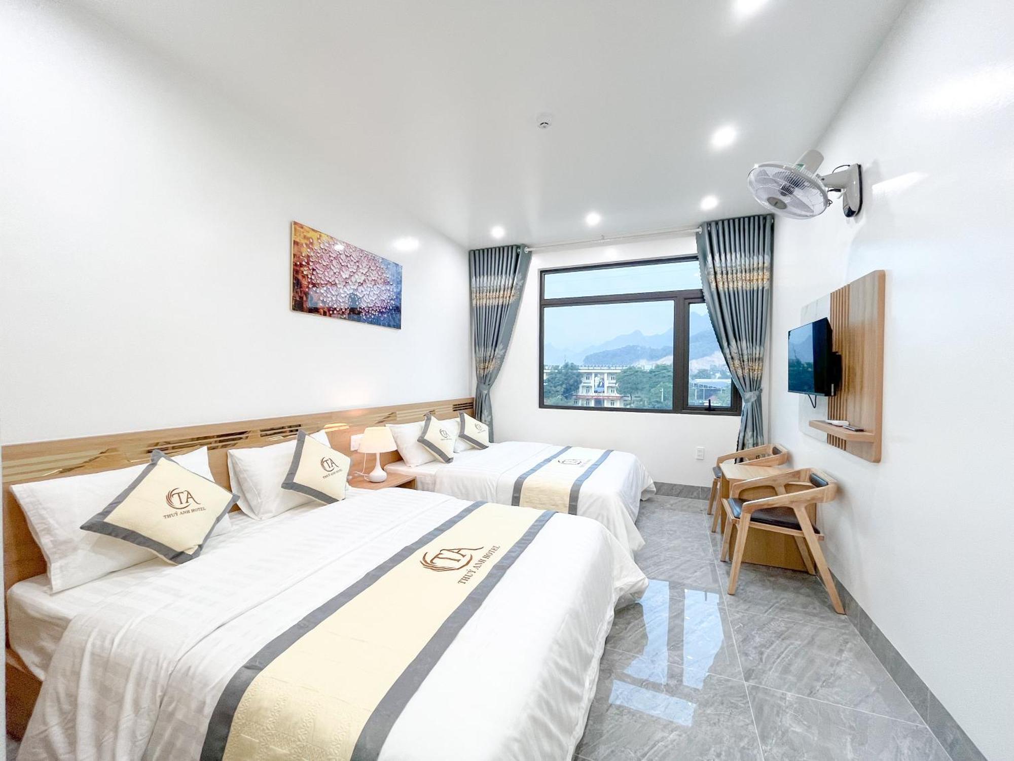Thuy Anh Hotel Ha Giang Εξωτερικό φωτογραφία